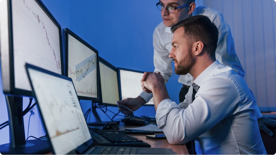 PROACTIVE
MAINTENANCE & MONITORING